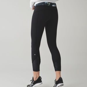 Lululemon Pace Queen Tight - Size 8